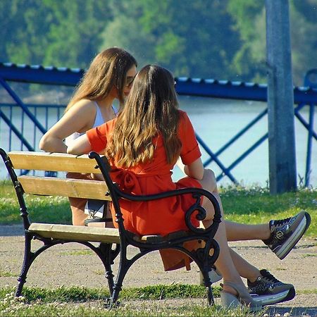 Petros Apartmani Vukovar Luaran gambar