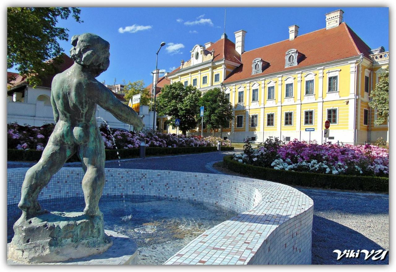 Petros Apartmani Vukovar Luaran gambar