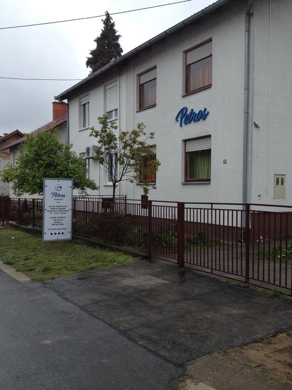 Petros Apartmani Vukovar Luaran gambar