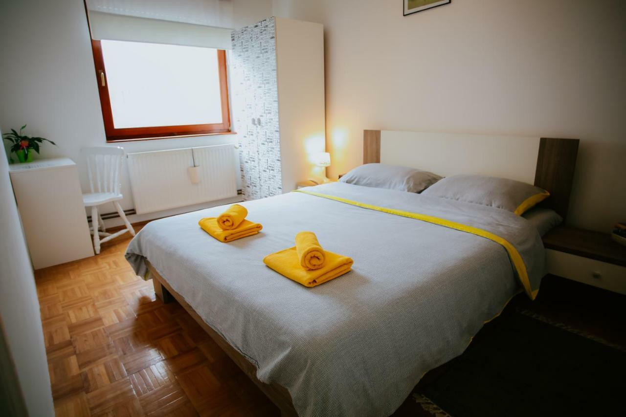 Petros Apartmani Vukovar Luaran gambar