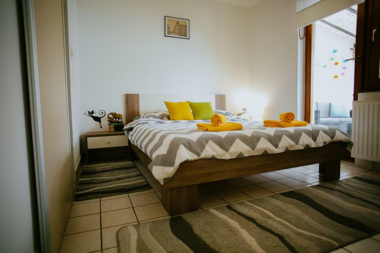 Petros Apartmani Vukovar Luaran gambar