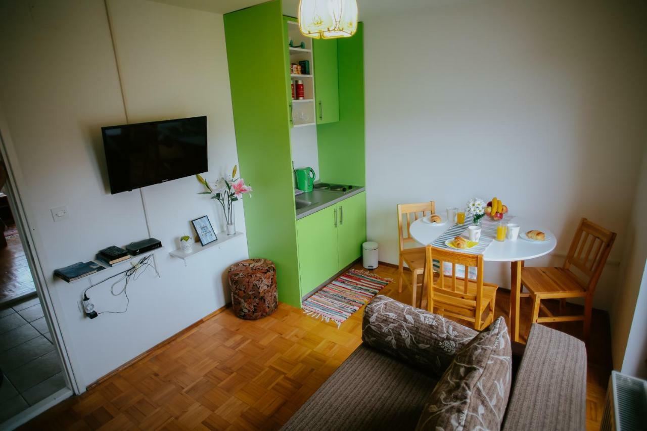 Petros Apartmani Vukovar Luaran gambar