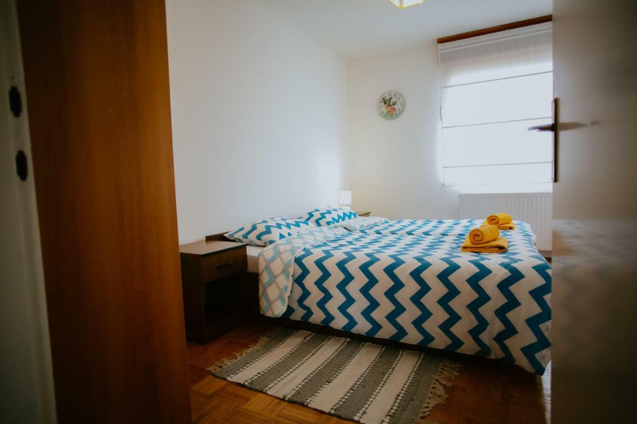 Petros Apartmani Vukovar Luaran gambar