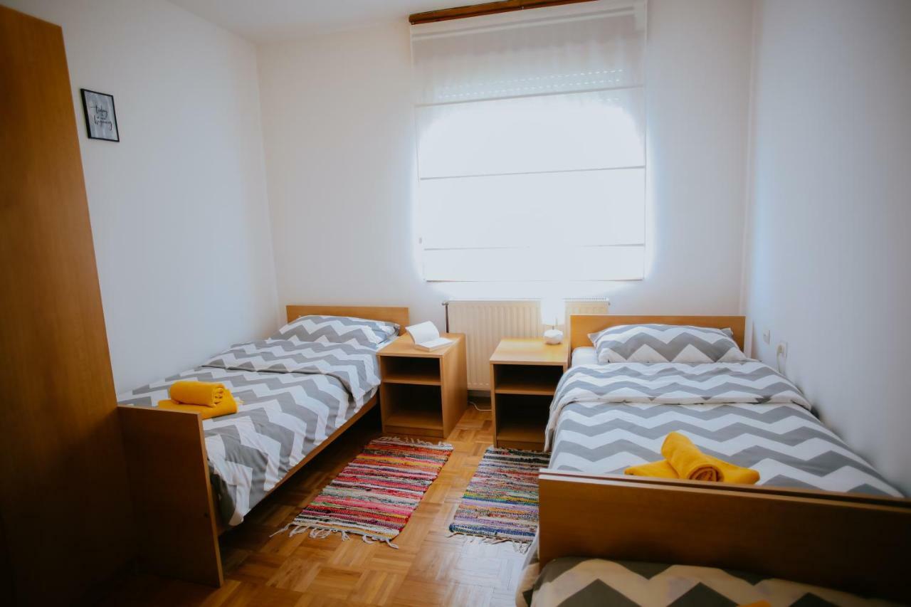 Petros Apartmani Vukovar Luaran gambar